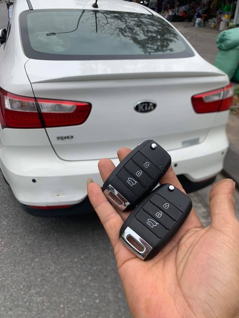 Thợ khóa Hải Dương còn sửa khóa ô tô, làm smartkey